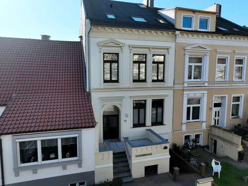 Foto - Haus zum Kaufen in Wilhelmshaven 690.000,00 € 230 m²