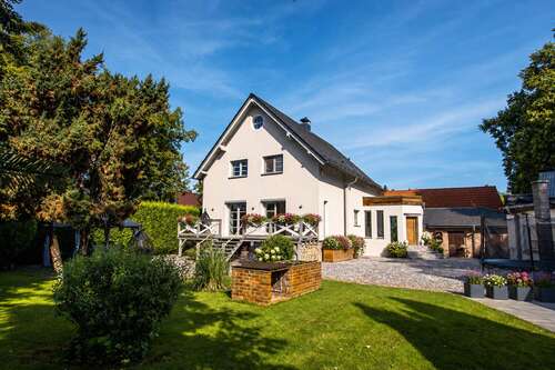 Foto - Haus zum Kaufen in Erfurt 899.000,00 € 209 m²