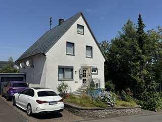 Foto - Haus zum Kaufen in Brachbach 280.000,00 € 120 m²