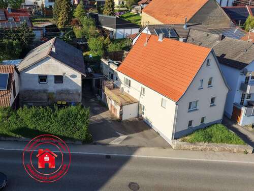 Foto - Haus zum Kaufen in Lauda-Königshofen 249.000,00 € 230 m²