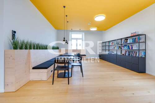 Foto - Büro in Landshut 5.338,06 € 381.29 m²