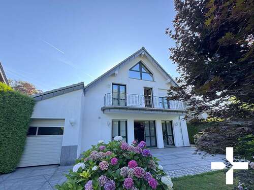 Foto - Haus zum Kaufen in Mönchengladbach 745.000,00 € 216.53 m²