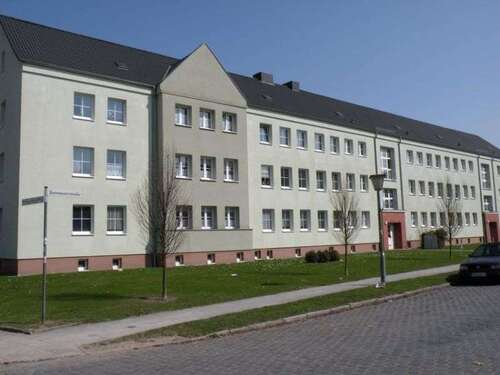 Foto - Wohnung zum Mieten in Stralsund 424,32 € 53.04 m²