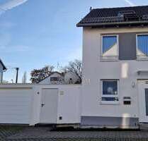 Haus zum Kaufen in Nürtingen 629.000,00 € 136 m²
