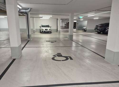 Foto - Garage zu vermieten in Schönefeld 140,00 € 17.5 m²
