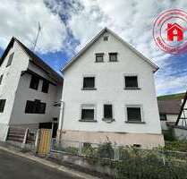 Haus zum Kaufen in Lauda-Königshofen 95.000,00 € 167 m²