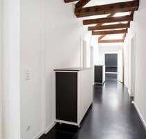 Büro in München 302,00 € 4 m² - 302,00&nbsp;EUR Kaltmiete, ca.&nbsp; 4,00&nbsp;m&sup2; in München (PLZ: 80469)