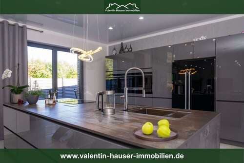 Foto - Haus zum Kaufen in Tiddische 980.000,00 € 284 m²