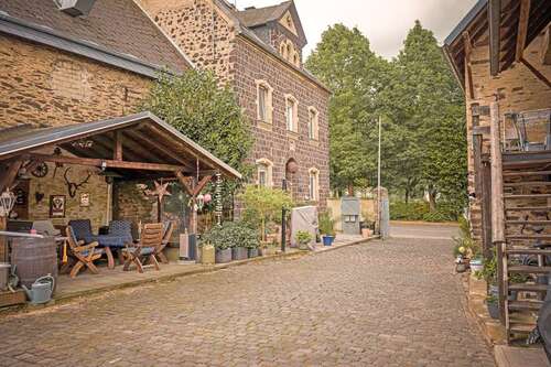 Foto - Haus zum Kaufen in Naunheim 349.000,00 € 195 m²