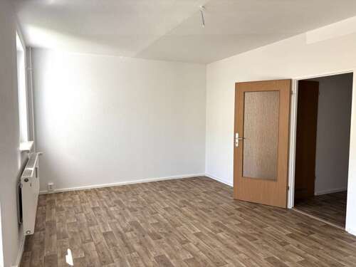 Foto - Wohnung zum Mieten in Zwickau 365,40 € 58 m²