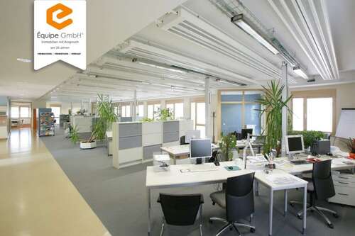 Foto - Büro in Dresden 4.914,45 € 296.94 m²