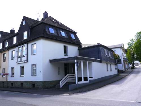 Foto - Haus zum Kaufen in Brilon 355.000,00 € 282.95 m²