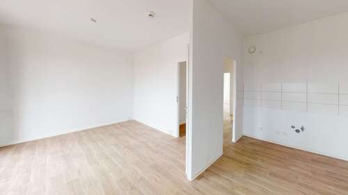 Foto - Wohnung zum Mieten in Halle 450,00 € 52.27 m²