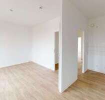 Wohnung zum Mieten in Halle 450,00 € 52.27 m²