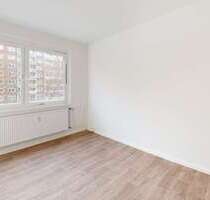 Wohnung zum Mieten in Halle 323,00 € 37.97 m²