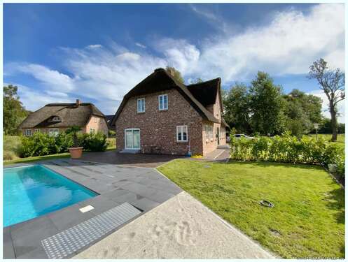 Foto - Haus zum Kaufen in Drage 775.000,00 € 158 m²