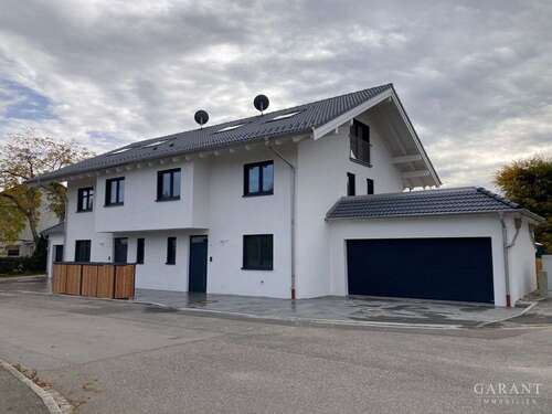 Foto - Haus zum Kaufen in Otterfing 1.995.000,00 € 220 m²