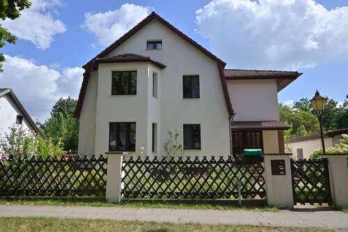 Foto - Haus zum Kaufen in Hohen Neuendorf 980.000,00 € 277 m²