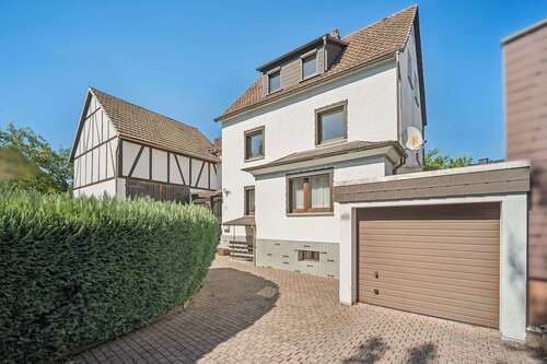 Foto - Haus zum Kaufen in Aßlar 270.000,00 € 170 m²