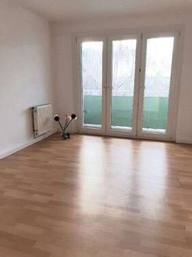 Foto - Wohnung zum Mieten in Dessau-Roßlau 361,00 € 61.08 m²