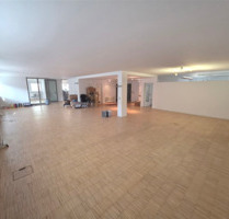 Büro in Singen (Hohentwiel) 1.200,00 € 122.6 m²