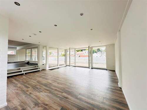 Foto - Büro in Schriesheim-Altenbach 1.430,00 € 204 m²