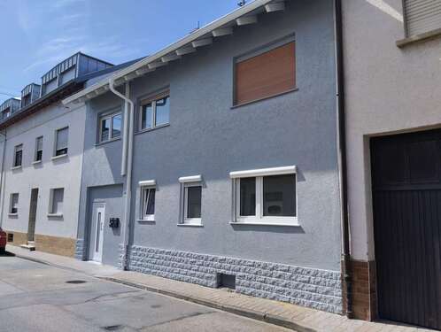 Foto - Haus zum Kaufen in Walldorf 699.000,00 € 171 m²