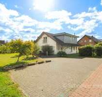 Haus zum Kaufen in Hüllhorst 465.000,00 € 105.87 m²