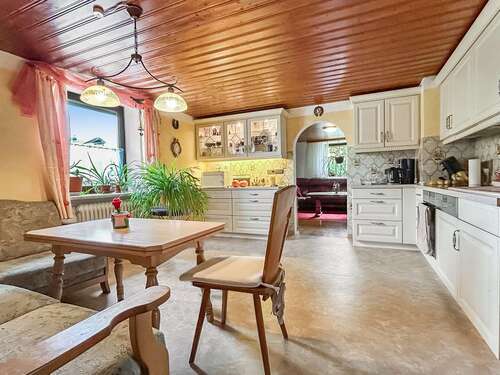 Foto - Haus zum Kaufen in Tacherting 695.000,00 € 493.91 m²