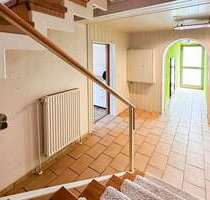 Haus zum Kaufen in Wilhermsdorf 220.000,00 € 220.19 m²