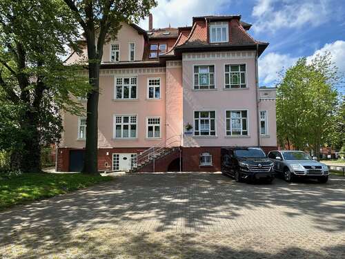 Foto - Haus zum Kaufen in Salzwedel 1.200.000,00 € 707.75 m²