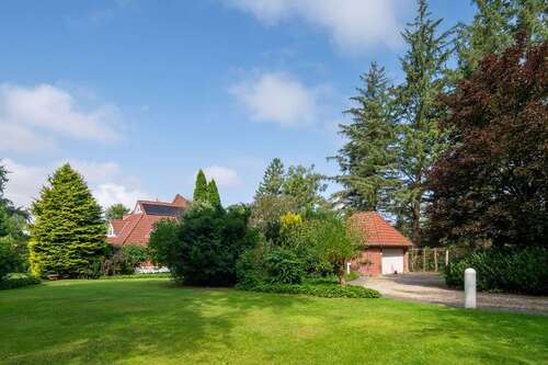 Foto - Haus zum Kaufen in Husum 1.150.000,00 € 239 m²