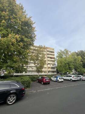 Foto - Wohnung zum Kaufen in Niederkassel 149.000,00 € 84 m²