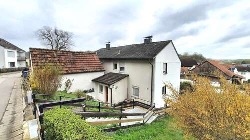 Foto - Haus zum Kaufen in Kelheim 365.000,00 € 168 m²