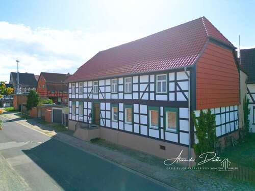 Foto - Haus zum Kaufen in Calvörde 120.000,00 € 274.73 m²