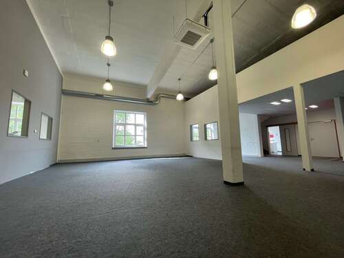 Foto - Büro in Augsburg 2.210,00 € 259.95 m²