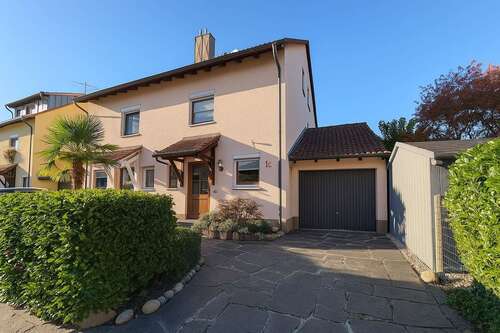 Foto - Haus zum Kaufen in Schliengen 430.000,00 € 120 m²