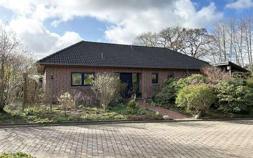 Foto - Haus zum Kaufen in Zetel 365.000,00 € 124 m²