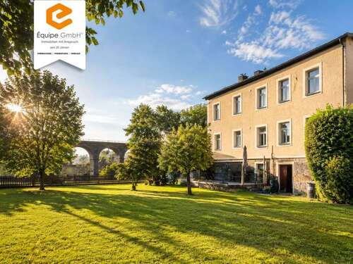Foto - Haus zum Kaufen in Klingenberg 275.000,00 € 350 m²