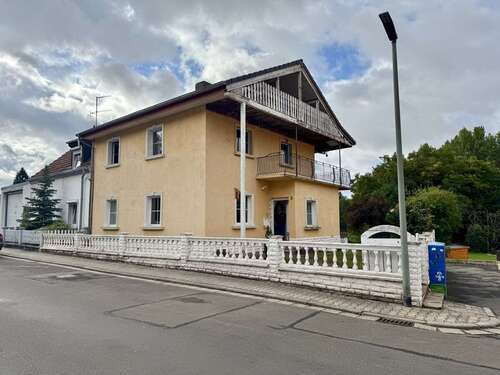 Foto - Haus zum Kaufen in Albisheim (Pfrimm) 359.000,00 € 183.9 m²