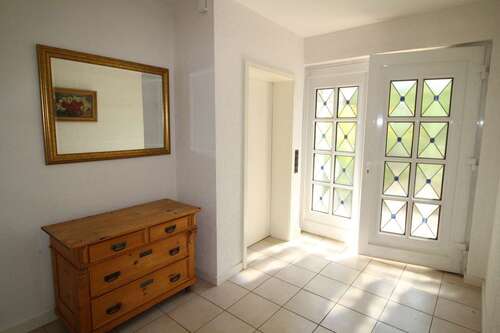 Foto - Haus zum Mieten in Eppstein-Vockenhausen 1.800,00 € 185 m²