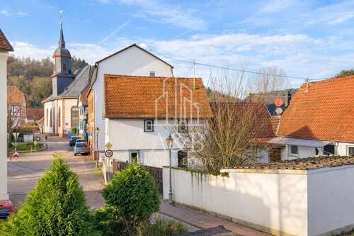 Foto - Haus zum Kaufen in Hofheim am Taunus Lorsbach 349.000,00 € 193 m²