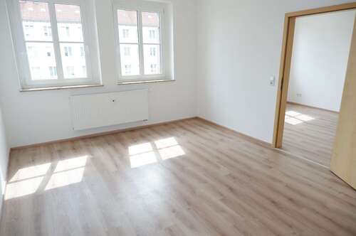 Foto - Wohnung zum Mieten in Chemnitz 380,00 € 66.12 m²