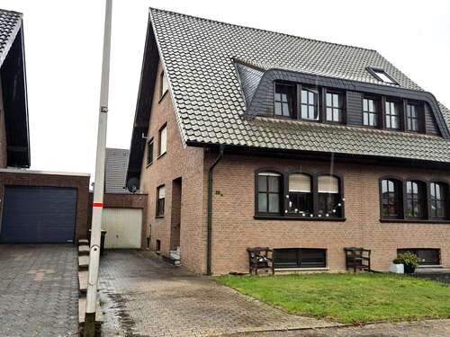 Foto - Haus zum Mieten in Gangelt 1.400,00 € 130 m²