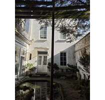 Haus zum Mieten in Düsseldorf 3.500,00 € 140 m²