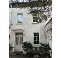 Haus zum Mieten in Düsseldorf 3.500,00 € 140 m²