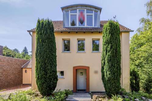 Foto - Haus zum Kaufen in Essen 890.000,00 € 210.9 m²