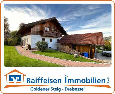 Foto - Haus zum Kaufen in Grafenau 495.000,00 € 182 m²