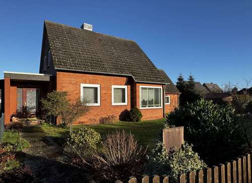 Foto - Haus zum Kaufen in Wustrow 160.000,00 € 141.97 m²