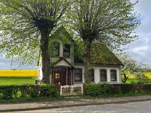 Foto - Haus zum Kaufen in Holzdorf 225.000,00 € 120 m²